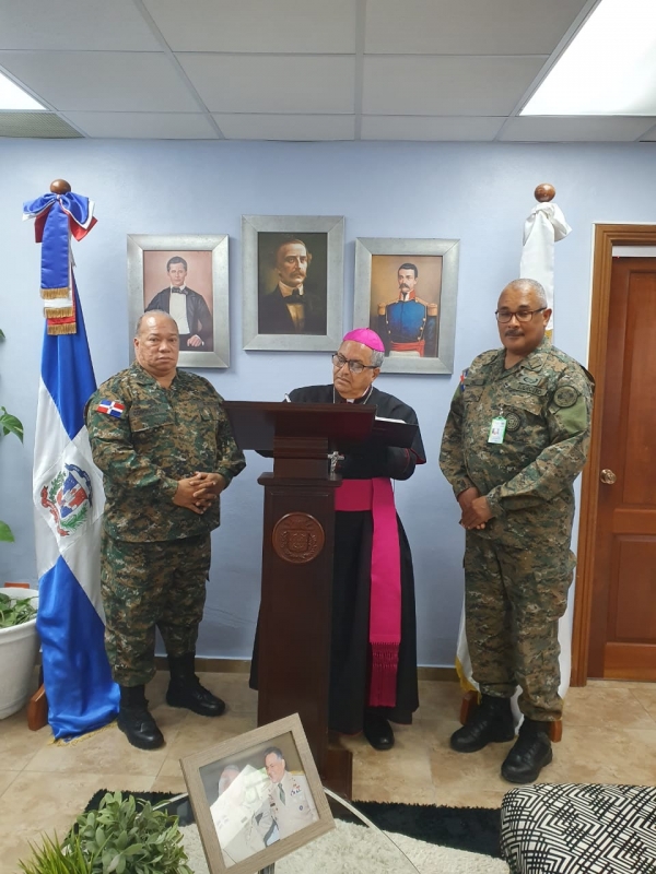 Visita de Cortesía de Monseñor Ramón Benito Angeles Fernández, obispo auxiliar de Santo Domingo