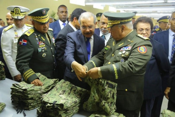 Presidente Medina inaugura segunda Industria Militar en San Cristóbal